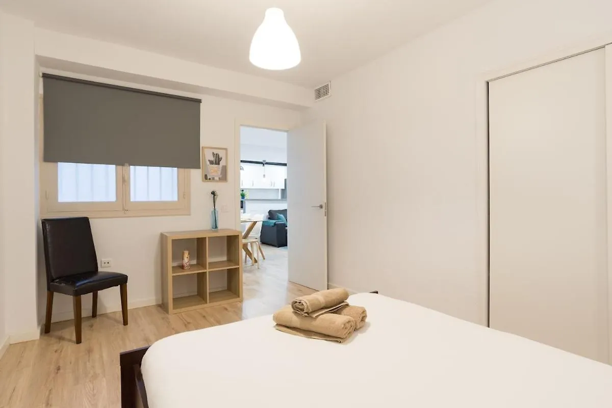 Lovely Home ! Center Malaga With Parking Daire